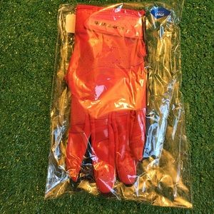 NEW CUTTERS REV PRO 3.0 WR FOOTBALL GLOVES LARGE